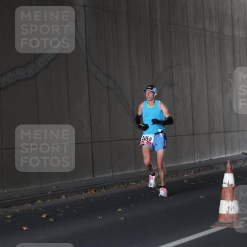 05.10.2025 - 20. swb-Marathon Bremen Michael Strokosch http://msf.ph/oto/9211599 05.10.2025 11:53:44 Laufen 2049 meine-sportfotos.de