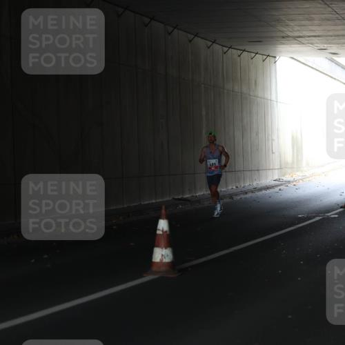 05.10.2025 - 20. swb-Marathon Bremen Michael Strokosch http://msf.ph/oto/9211627 05.10.2025 11:56:10 Laufen 485 meine-sportfotos.de