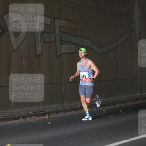 05.10.2025 - 20. swb-Marathon Bremen Michael Strokosch http://msf.ph/oto/9211638 05.10.2025 11:56:13 Laufen 485 meine-sportfotos.de