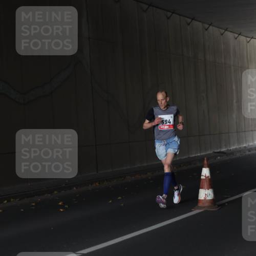 05.10.2025 - 20. swb-Marathon Bremen Michael Strokosch http://msf.ph/oto/9211649 05.10.2025 11:56:38 Laufen 594 meine-sportfotos.de