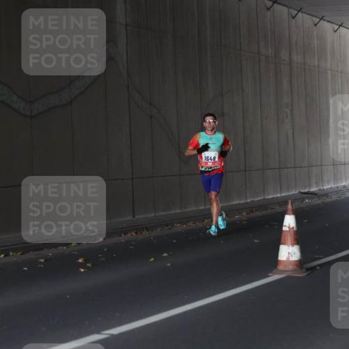 05.10.2025 - 20. swb-Marathon Bremen Michael Strokosch http://msf.ph/oto/9211664 05.10.2025 11:57:11 Laufen 1648 meine-sportfotos.de
