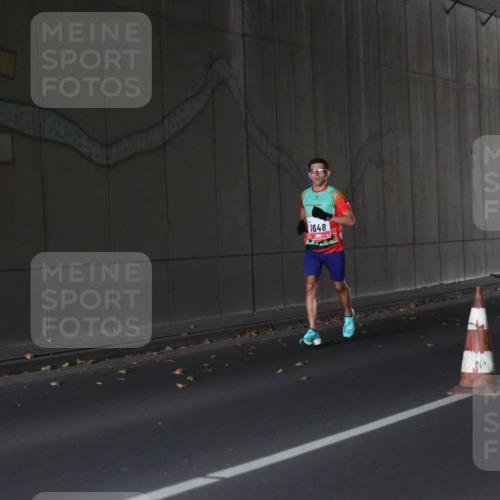 05.10.2025 - 20. swb-Marathon Bremen Michael Strokosch http://msf.ph/oto/9211665 05.10.2025 11:57:12 Laufen 1648 meine-sportfotos.de