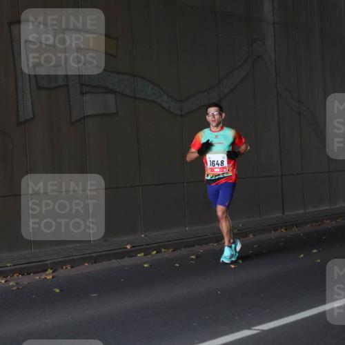 05.10.2025 - 20. swb-Marathon Bremen Michael Strokosch http://msf.ph/oto/9211668 05.10.2025 11:57:13 Laufen 1648 meine-sportfotos.de