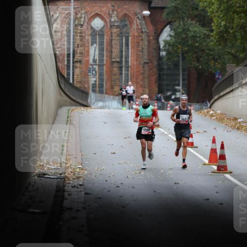 05.10.2025 - 20. swb-Marathon Bremen Michael Strokosch http://msf.ph/oto/9211695 05.10.2025 11:58:24 Laufen 12, 30, 1493, 9 meine-sportfotos.de