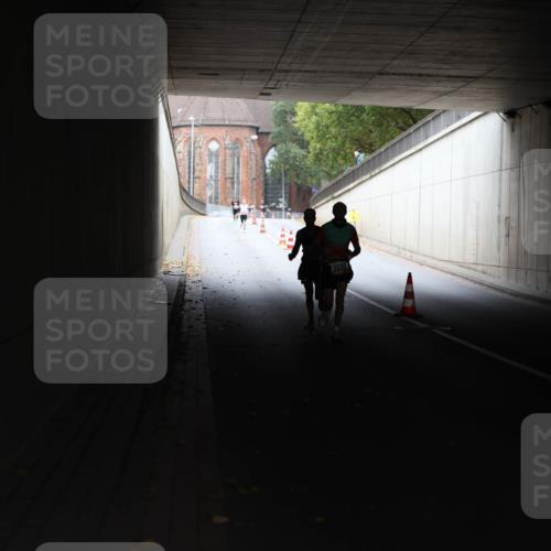 05.10.2025 - 20. swb-Marathon Bremen Michael Strokosch http://msf.ph/oto/9211702 05.10.2025 11:58:31 Laufen 1730 meine-sportfotos.de