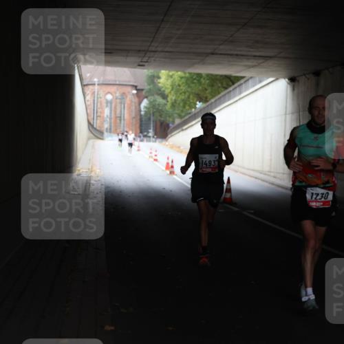 05.10.2025 - 20. swb-Marathon Bremen Michael Strokosch http://msf.ph/oto/9211705 05.10.2025 11:58:35 Laufen 1493, 1730, 47 meine-sportfotos.de