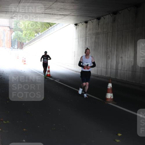 05.10.2025 - 20. swb-Marathon Bremen Michael Strokosch http://msf.ph/oto/9211707 05.10.2025 11:58:49 Laufen  meine-sportfotos.de