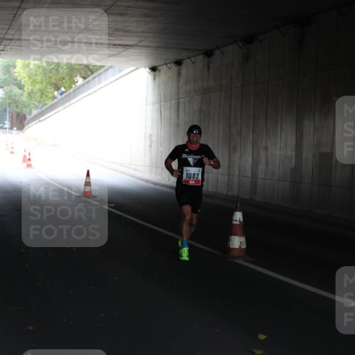 05.10.2025 - 20. swb-Marathon Bremen Michael Strokosch http://msf.ph/oto/9211713 05.10.2025 11:58:53 Laufen 1083, 3 meine-sportfotos.de