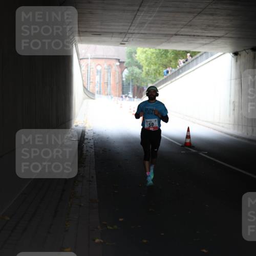 05.10.2025 - 20. swb-Marathon Bremen Michael Strokosch http://msf.ph/oto/9211727 05.10.2025 11:59:40 Laufen 50 meine-sportfotos.de