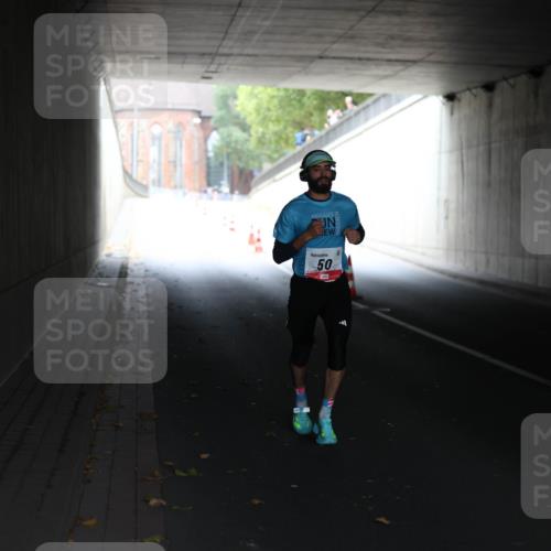 05.10.2025 - 20. swb-Marathon Bremen Michael Strokosch http://msf.ph/oto/9211731 05.10.2025 11:59:41 Laufen 50 meine-sportfotos.de