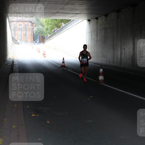 05.10.2025 - 20. swb-Marathon Bremen Michael Strokosch http://msf.ph/oto/9211738 05.10.2025 12:00:32 Laufen 1620 meine-sportfotos.de
