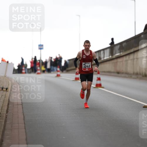 05.10.2025 - 20. swb-Marathon Bremen Michael Strokosch http://msf.ph/oto/9211787 05.10.2025 12:02:17 Laufen 1040 meine-sportfotos.de