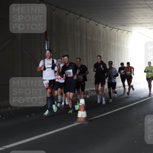 05.10.2025 - 20. swb-Marathon Bremen Michael Strokosch http://msf.ph/oto/9211806 05.10.2025 12:02:41 Laufen  meine-sportfotos.de