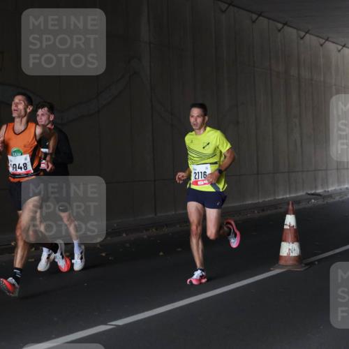 05.10.2025 - 20. swb-Marathon Bremen Michael Strokosch http://msf.ph/oto/9211816 05.10.2025 12:02:45 Laufen 948, 2116 meine-sportfotos.de