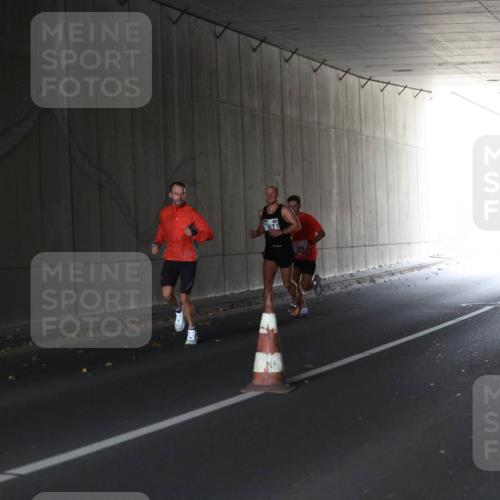 05.10.2025 - 20. swb-Marathon Bremen Michael Strokosch http://msf.ph/oto/9211823 05.10.2025 12:03:31 Laufen 157, 705 meine-sportfotos.de