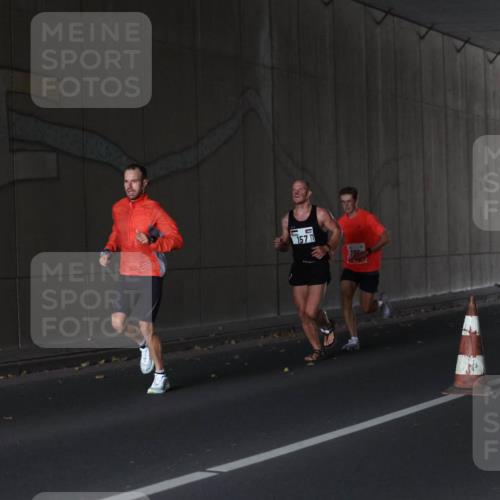05.10.2025 - 20. swb-Marathon Bremen Michael Strokosch http://msf.ph/oto/9211825 05.10.2025 12:03:33 Laufen 57 meine-sportfotos.de