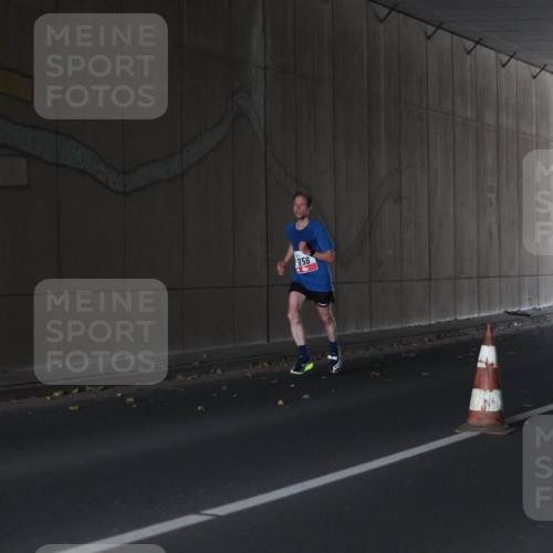 05.10.2025 - 20. swb-Marathon Bremen Michael Strokosch http://msf.ph/oto/9211837 05.10.2025 12:04:05 Laufen 956 meine-sportfotos.de