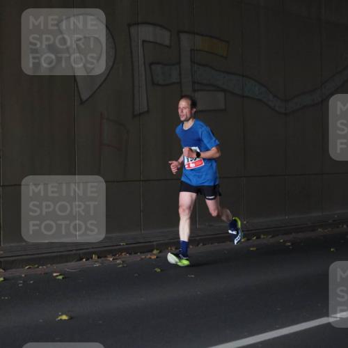 05.10.2025 - 20. swb-Marathon Bremen Michael Strokosch http://msf.ph/oto/9211843 05.10.2025 12:04:06 Laufen 50 meine-sportfotos.de