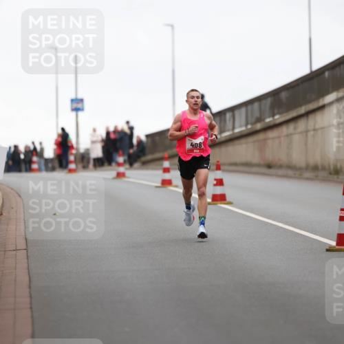 05.10.2025 - 20. swb-Marathon Bremen Michael Strokosch http://msf.ph/oto/9211846 05.10.2025 12:04:20 Laufen 408 meine-sportfotos.de