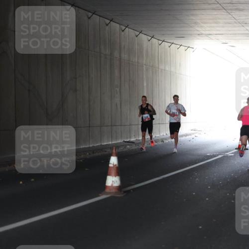 05.10.2025 - 20. swb-Marathon Bremen Michael Strokosch http://msf.ph/oto/9211866 05.10.2025 12:04:32 Laufen 309 meine-sportfotos.de