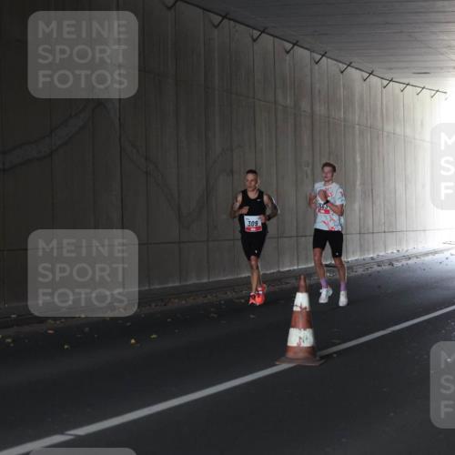 05.10.2025 - 20. swb-Marathon Bremen Michael Strokosch http://msf.ph/oto/9211868 05.10.2025 12:04:33 Laufen 309, 1663 meine-sportfotos.de