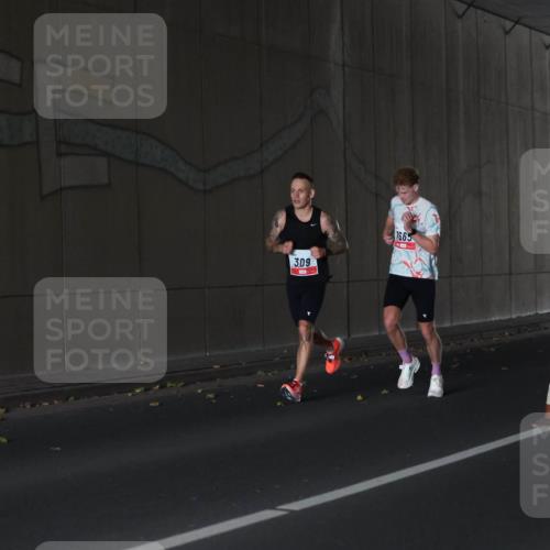 05.10.2025 - 20. swb-Marathon Bremen Michael Strokosch http://msf.ph/oto/9211872 05.10.2025 12:04:35 Laufen 309, 1, 1665 meine-sportfotos.de