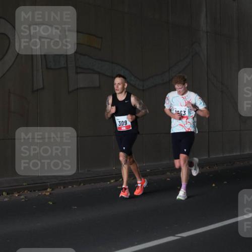 05.10.2025 - 20. swb-Marathon Bremen Michael Strokosch http://msf.ph/oto/9211874 05.10.2025 12:04:35 Laufen 309, 1363 meine-sportfotos.de