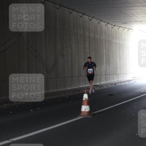 05.10.2025 - 20. swb-Marathon Bremen Michael Strokosch http://msf.ph/oto/9211879 05.10.2025 12:05:52 Laufen 1632 meine-sportfotos.de