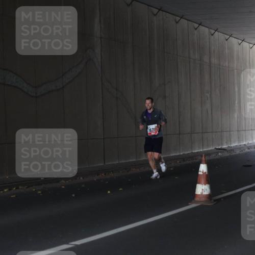 05.10.2025 - 20. swb-Marathon Bremen Michael Strokosch http://msf.ph/oto/9211881 05.10.2025 12:05:53 Laufen 163 meine-sportfotos.de