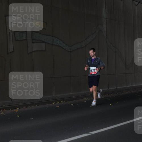 05.10.2025 - 20. swb-Marathon Bremen Michael Strokosch http://msf.ph/oto/9211884 05.10.2025 12:05:54 Laufen 1632 meine-sportfotos.de