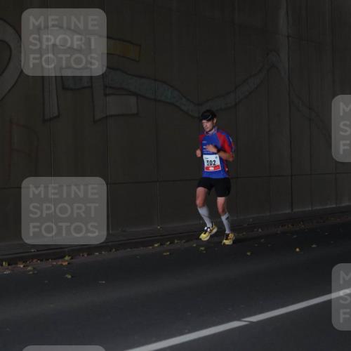 05.10.2025 - 20. swb-Marathon Bremen Michael Strokosch http://msf.ph/oto/9211897 05.10.2025 12:06:11 Laufen 1994, 302 meine-sportfotos.de
