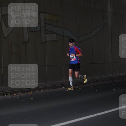 05.10.2025 - 20. swb-Marathon Bremen Michael Strokosch http://msf.ph/oto/9211898 05.10.2025 12:06:11 Laufen 302, 1994 meine-sportfotos.de