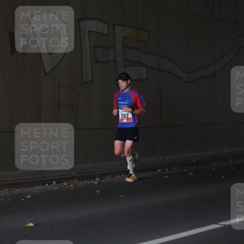 05.10.2025 - 20. swb-Marathon Bremen Michael Strokosch http://msf.ph/oto/9211900 05.10.2025 12:06:11 Laufen 302 meine-sportfotos.de