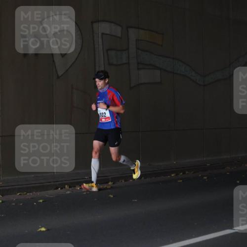 05.10.2025 - 20. swb-Marathon Bremen Michael Strokosch http://msf.ph/oto/9211901 05.10.2025 12:06:12 Laufen 302 meine-sportfotos.de