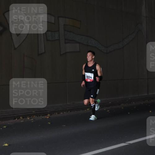 05.10.2025 - 20. swb-Marathon Bremen Michael Strokosch http://msf.ph/oto/9211905 05.10.2025 12:06:13 Laufen 1994 meine-sportfotos.de