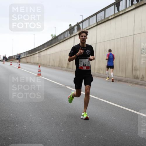 05.10.2025 - 20. swb-Marathon Bremen Michael Strokosch http://msf.ph/oto/9211915 05.10.2025 12:06:21 Laufen 338, 15 meine-sportfotos.de