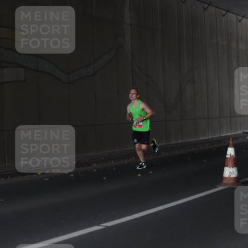 05.10.2025 - 20. swb-Marathon Bremen Michael Strokosch http://msf.ph/oto/9211922 05.10.2025 12:06:31 Laufen  meine-sportfotos.de