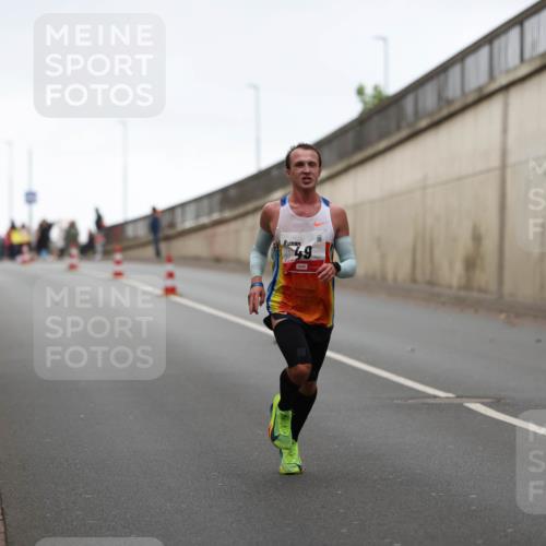 05.10.2025 - 20. swb-Marathon Bremen Michael Strokosch http://msf.ph/oto/9211949 05.10.2025 12:08:03 Laufen  meine-sportfotos.de