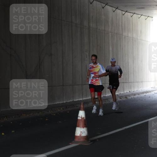 05.10.2025 - 20. swb-Marathon Bremen Michael Strokosch http://msf.ph/oto/9211954 05.10.2025 12:08:37 Laufen  meine-sportfotos.de