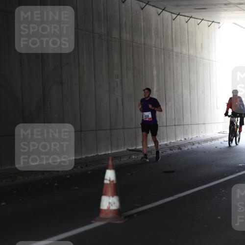 05.10.2025 - 20. swb-Marathon Bremen Michael Strokosch http://msf.ph/oto/9211960 05.10.2025 12:08:42 Laufen 158 meine-sportfotos.de