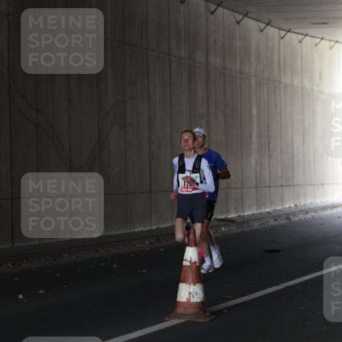 05.10.2025 - 20. swb-Marathon Bremen Michael Strokosch http://msf.ph/oto/9211978 05.10.2025 12:08:55 Laufen  meine-sportfotos.de