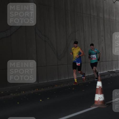 05.10.2025 - 20. swb-Marathon Bremen Michael Strokosch http://msf.ph/oto/9211993 05.10.2025 12:09:23 Laufen 023, 953 meine-sportfotos.de
