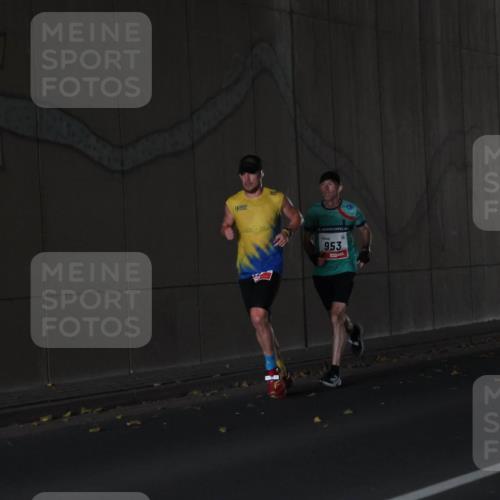 05.10.2025 - 20. swb-Marathon Bremen Michael Strokosch http://msf.ph/oto/9211998 05.10.2025 12:09:24 Laufen 3, 953 meine-sportfotos.de