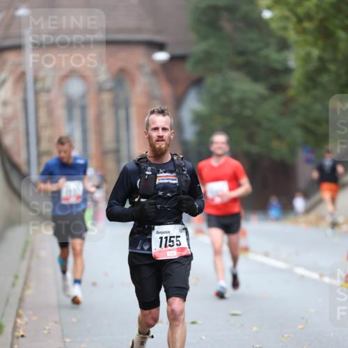 05.10.2025 - 20. swb-Marathon Bremen Michael Strokosch http://msf.ph/oto/9212073 05.10.2025 12:13:31 Laufen 1155 meine-sportfotos.de