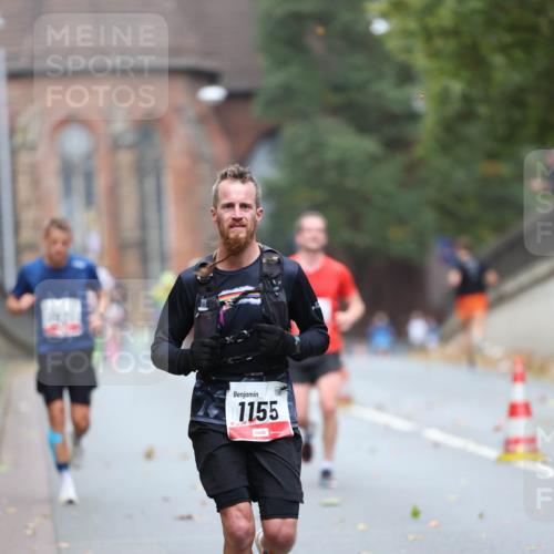05.10.2025 - 20. swb-Marathon Bremen Michael Strokosch http://msf.ph/oto/9212075 05.10.2025 12:13:32 Laufen 1155 meine-sportfotos.de