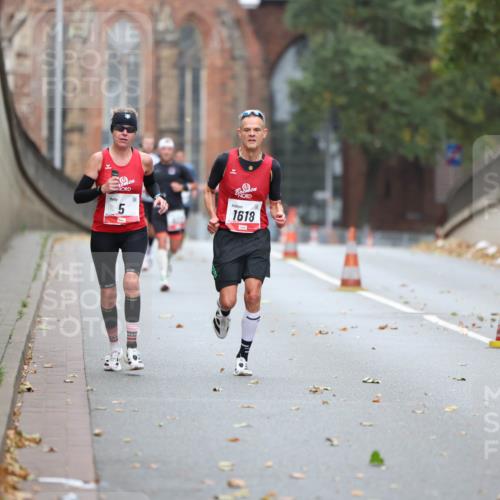 05.10.2025 - 20. swb-Marathon Bremen Michael Strokosch http://msf.ph/oto/9212126 05.10.2025 12:13:56 Laufen 5, 1618 meine-sportfotos.de
