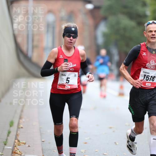 05.10.2025 - 20. swb-Marathon Bremen Michael Strokosch http://msf.ph/oto/9212147 05.10.2025 12:13:59 Laufen 5, 1618 meine-sportfotos.de
