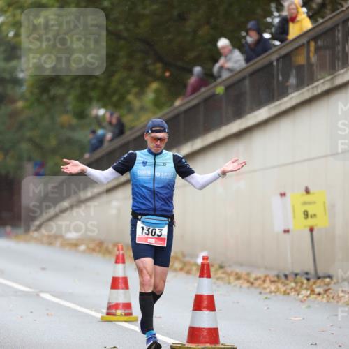 05.10.2025 - 20. swb-Marathon Bremen Michael Strokosch http://msf.ph/oto/9212257 05.10.2025 12:15:20 Laufen 1303, 9 meine-sportfotos.de