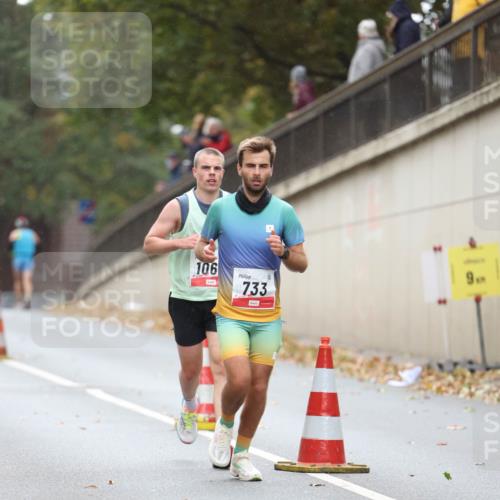 05.10.2025 - 20. swb-Marathon Bremen Michael Strokosch http://msf.ph/oto/9212271 05.10.2025 12:15:36 Laufen 106, 733 meine-sportfotos.de