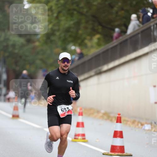 05.10.2025 - 20. swb-Marathon Bremen Michael Strokosch http://msf.ph/oto/9212322 05.10.2025 12:16:20 Laufen 583 meine-sportfotos.de